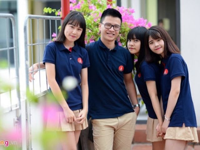 Đồng phục trường học là trang phục được thiết kế thống nhất cho học sinh